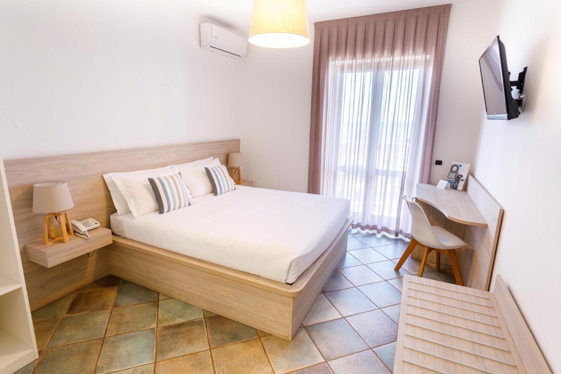 Hotel Corallo ซานตามาเรีย อัล บาโญ ภายนอก รูปภาพ